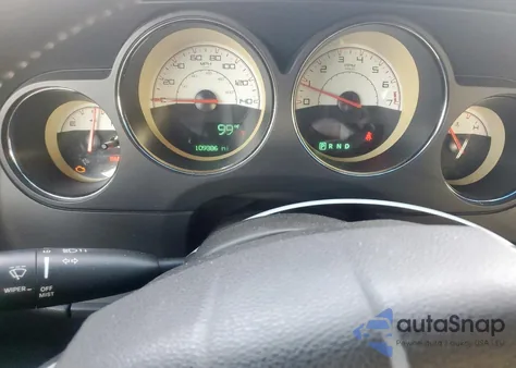 2014 Dodge Challenger Sxt z USA, uszkodzony, nr VIN 2C3CDYAG2EH221263